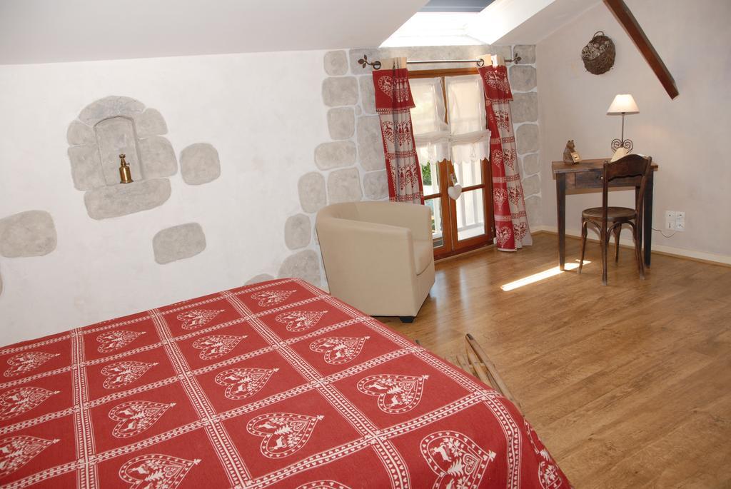 Bed and Breakfast L'Estapade Des Tourelons Saint-Jean-en-Royans Zewnętrze zdjęcie