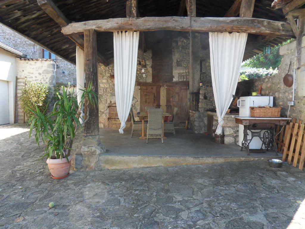Bed and Breakfast L'Estapade Des Tourelons Saint-Jean-en-Royans Zewnętrze zdjęcie
